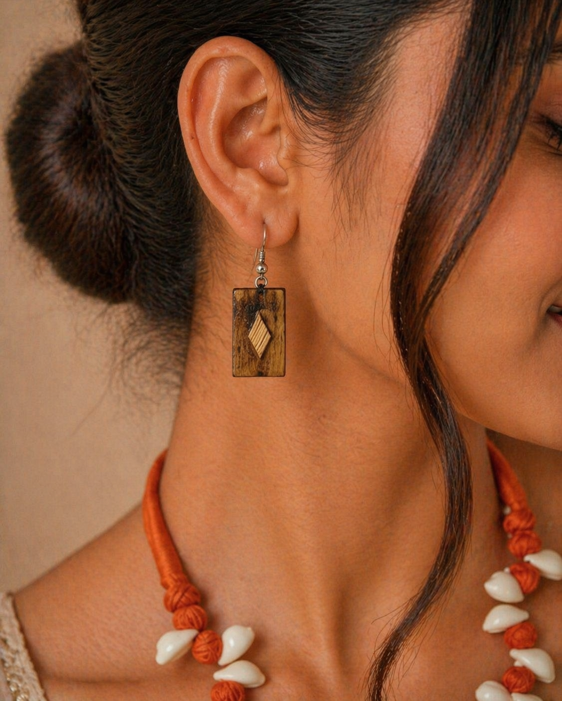Handcrafted Rustic Wooden Pendant Necklace Set